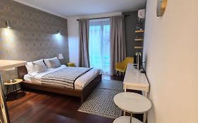 Klimatyzowany apartament przy Dworcu Głównym